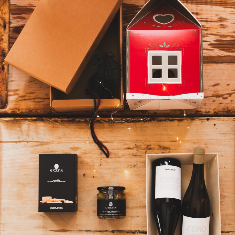 Cesta Abeto + Vinos Sin Alcohol